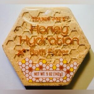NEW TRADER JOE’S Honey Hydration Bath Fizzer 5 oz NEW